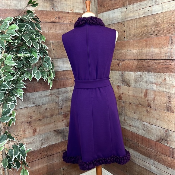CARON CHICAGO Vintage Purple Avant Garde Sheath Dress with Yarn Trim - Picture 6 of 13